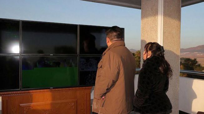 Negara Diterpa Isu Krisis Pangan, Putri Kim Jong Un Diduga Pakai Jaket Mewah Rp36 Jutaan?