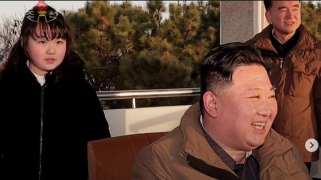 Terima Bantuan Rusia, Kim Jong Un Siapkan Putrinya untuk Memimpin Korea Utara?