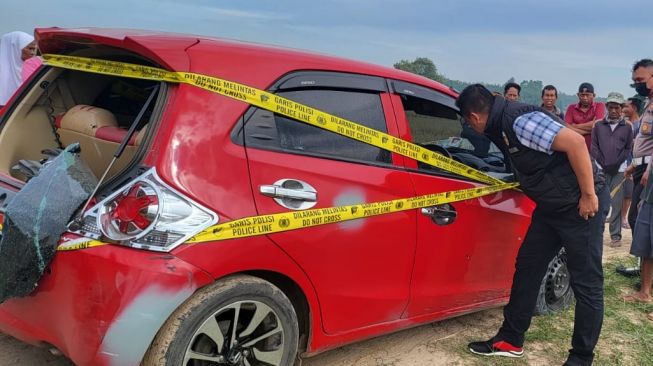Heboh Penemuan Mobil Brio Merah Penuh Bekas Tembakan, Diduga Milik ASN Protokol Pemkab Lampung Timur