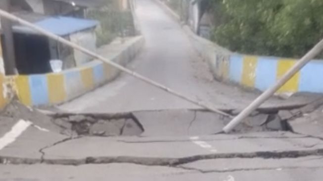 Bakal Diperbaiki, Pemprov DKI Larang Warga Lintasi Jembatan Marunda yang Rusak Parah