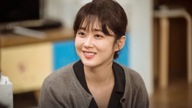 8 Pesona Jang Nara di Family, Drama Barunya yang Tayang Bulan Depan!