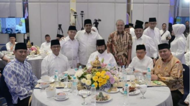 Menteri Jokowi Ini Ngeyel Tetap Ikut Buka Puasa Bersama Anies Meski Dilarang, Siap-siap Disanksi Ya!