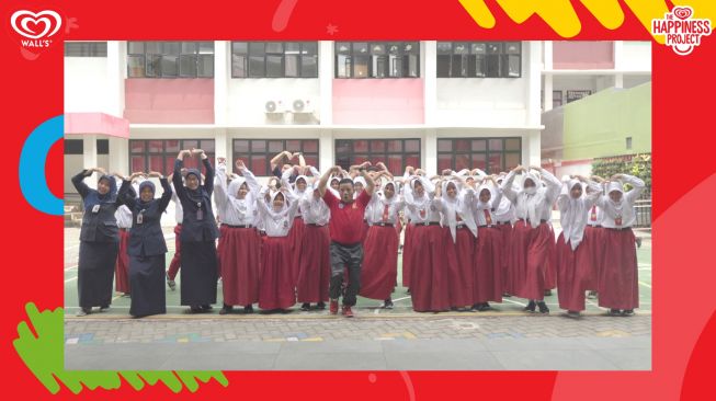 Happiness Project, Berikan Edukasi Pentingnya Kebahagiaan di Berbagai Sekolah di Dunia