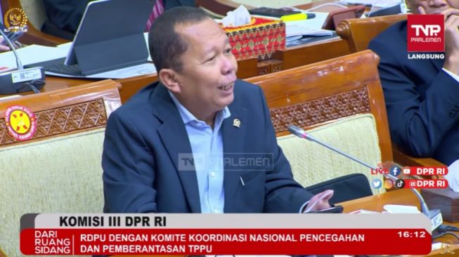 Anggota Komisi III DPR RI dari Fraksi PPP Arsul Sani dalam Rapat Dengar Pendapat (RDP), Rabu (29/3/2023). (Tangkap layar)