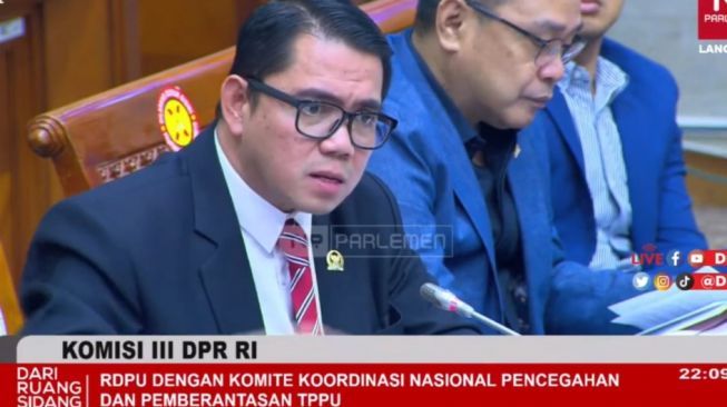 Dibenturkan Mahfud Dengan Kepala BIN Budi Gunawan, Arteria Dahlan: Saya Siap!