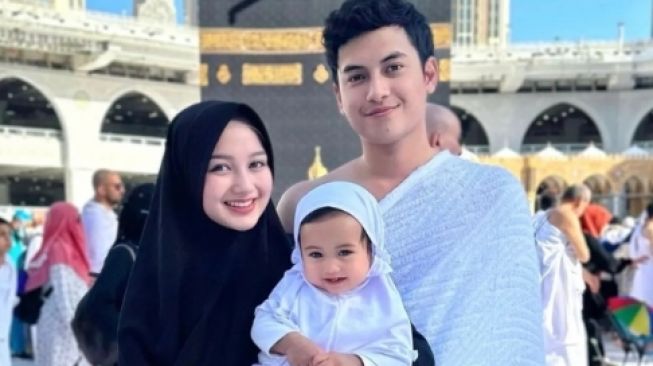 Potret Artis Umrah Saat Ramadan 2023 (Instagram/@nandaarsynt)