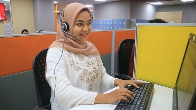 ilustrasi call center Smartfren