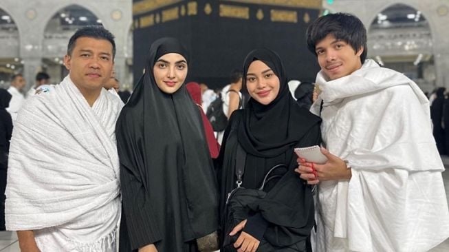 Artis Jalani Puasa Ramadan di Luar Negeri (Instagram/@attahalilintar)