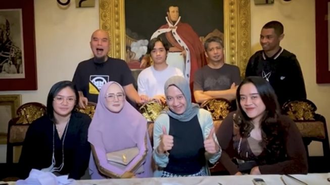 Artis Buka Bersama Mantan (YouTube VIDEO LEGEND)