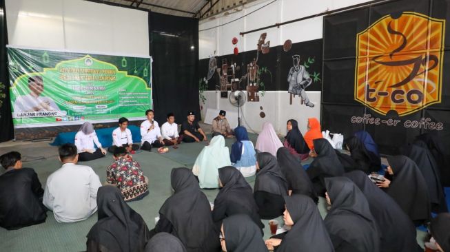 Sasar Pelaku UMKM dan Santriwati, SDG Kaltim Akselerasi Sertifikasi Halal Lewat Pelatihan di Kota Samarinda