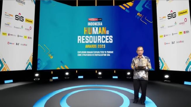 Warta Ekonomi Gelar Indonesia Human Resources Awards 2023