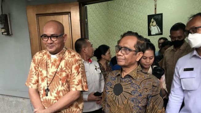 Jurus Mahfud MD Bongkar Beragam Modus Perdagangan Orang, Datangi Langsung Lokasinya