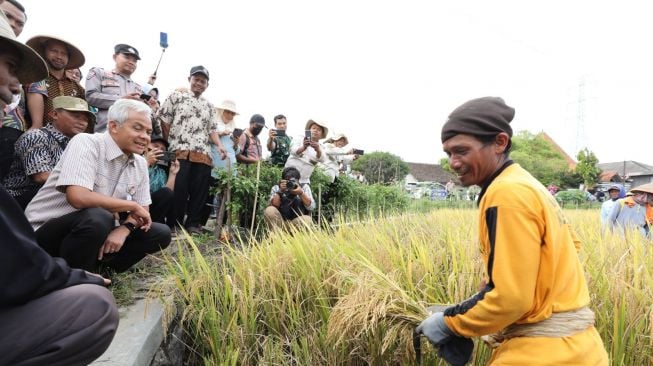 Ciptakan Tata Kelola Pertanian Terbaik Lewat Manfaat Kartu Tani