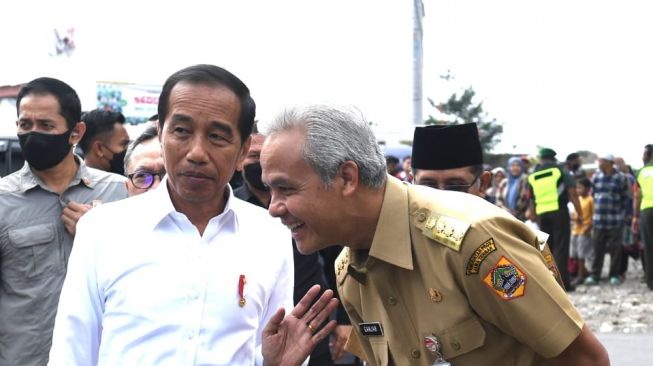 Sempat Beda Suara Soal Timnas Israel, Jokowi dan Ganjar Malah Mesra di Jateng