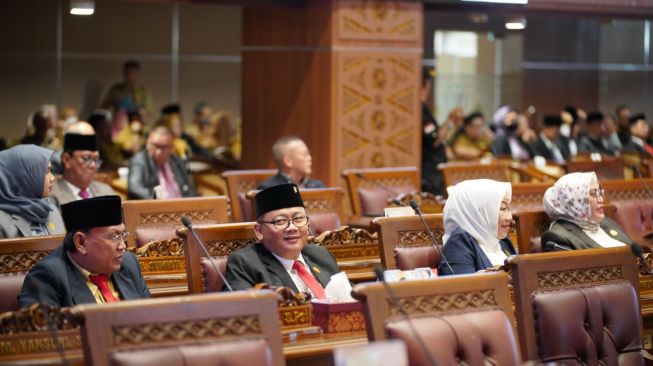 Rapat paripurna DPRD Sumatera Selatan