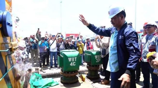 Pelabuhan Batu Ampar Semakin Modern, BP Batam Datangkan STS Crane