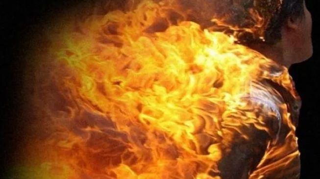 Kejam! Anak di Nias Utara Bakar Ayah Kandung hingga Tewas