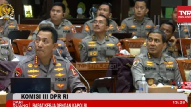 5 Fakta Rapat Kapolri dan DPR RI Berhenti Usai Diprotes Warga, Laporan Polisi Mandek 2 Tahun