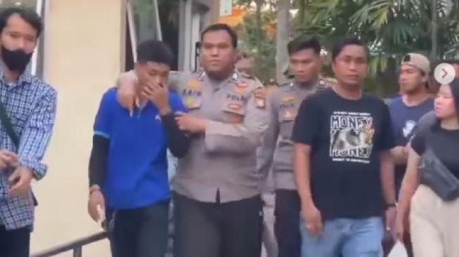 Alasan Polisi Tidak Tahan Tersangka Pengintip di Kamar Bilas Atlantis Ancol; Belum Sempat Merekam