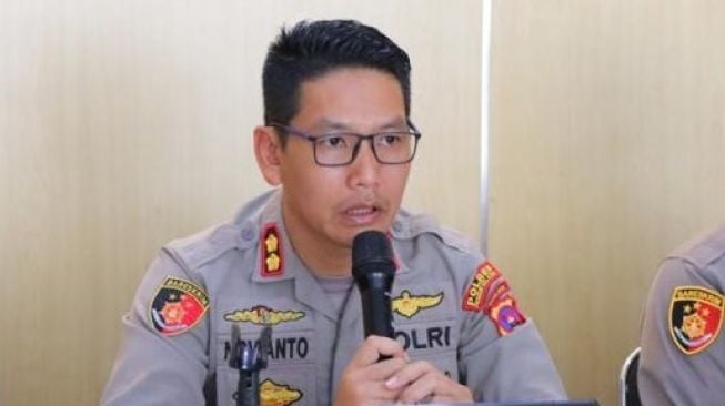 Tak Hanya Pelaku, Penyebar Video 2 Wanita Pemandu Karaoke Dicebur ke Laut Pesisir Selatan Juga Diburu Polisi