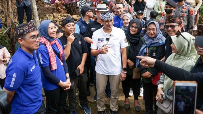 Sambangi Desa Wisata Cibeusi, Danone dan Kemenparekraf Dorong Potensi Pariwisatanya