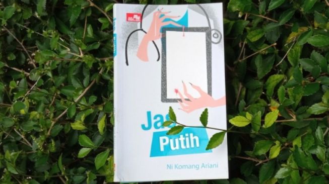 Review Novel "Jas Putih" Pentingnya Memiliki Kepedulian Sosial