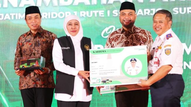 Gubernur Jawa Timur Khofifah Indar Parawansa di Gresik, Jawa Timur.  (Dok: Pemprov Jatim)