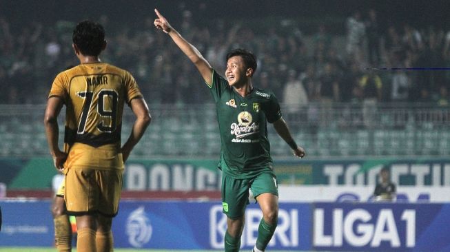 BRI Liga 1: TEBAR ANCAMAN! Aji Santoso Serukan Perintah Khusus 'Menghabisi' Persis Solo dengan Cara Ini