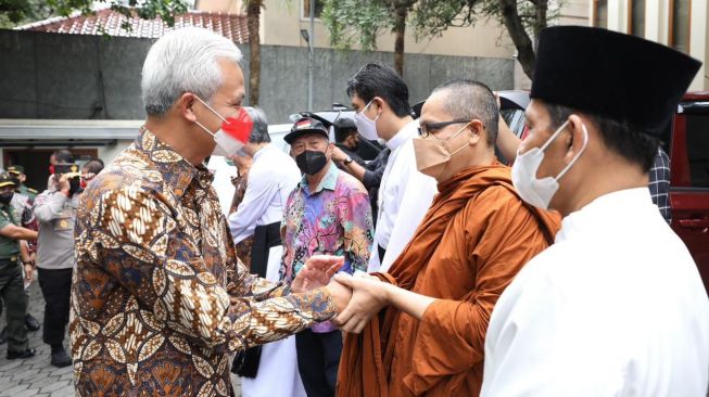 Insentif Ratusan Ribu Guru Keagamaan dari 5 Agama Sebagai Upaya Wujudkan Keadilan Sosial