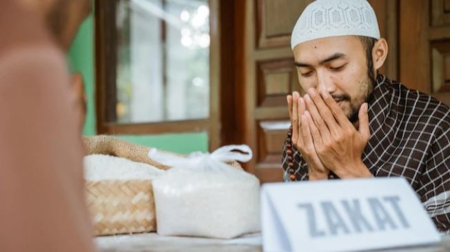 Niat Zakat Fitrah untuk Anak Lengkap dengan Besaran yang Harus Dikeluarkan