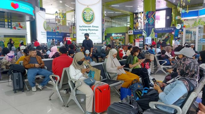 Sebanyak 30 Ribu Penumpang Kereta Api Memilih Mudik Usai Libur Lebaran