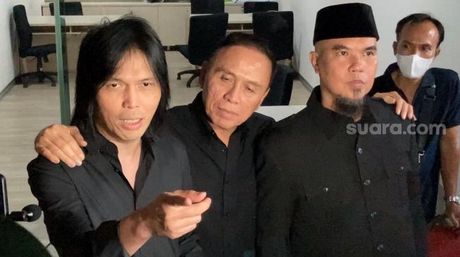 Ahmad Dhani dan Once Mekel Bertemu, Saling Ngotot dan Tak Mau Kalah