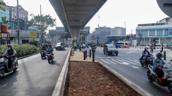 Bongkar Trotoar dan Jalur Sepeda di Simpang Santa, PDIP Yakin Heru Budi Tak Bermaksud Rusak Keindahan Kota