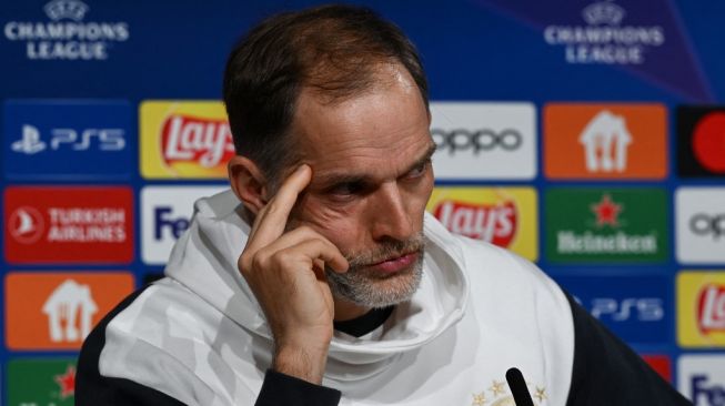 Pelatih Bayern Munich, Thomas Tuchel menghadiri konferensi pers jelang laga Liga Champions kontra Manchester City di Allianz Arena, Munich, Jerman. [CHRISTOF STACHE / AFP]