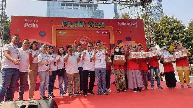 Mudik Hepi Telkomsel Poin di Jakarta, Rabu (19/4/2023). [Suara.com/Dythia Novianty] 