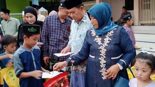 KB AMJ Textile Tegalgubug Buka Puasa bersama Anak Yatim 