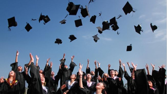 Bangga Banget! 70 Persen Lulusan Sekolah Ini Masuk Universitas Peringkat 100 Teratas Dunia