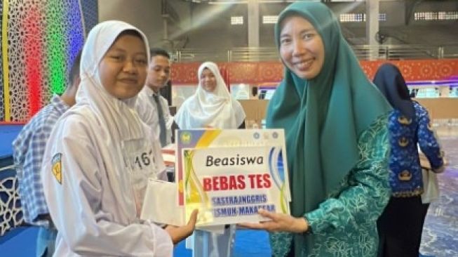 Siswi SMAN 14 Gowa Kuasai 4 Bahasa Asing Ingin Jadi Diplomat