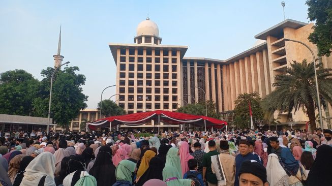 Lebih dari 100 Ribu Umat Islam Salat Idul Adha di Masjid Istiqlal Hari Ini