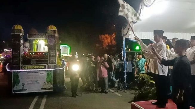 Umat Islam di Kapuas Meriahkan Pawai Gebyar Gema Takbir Keliling