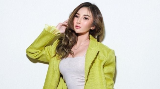 Ayudia Yongen Berbagi Cerita Soal Perjuangannya Jadi Model