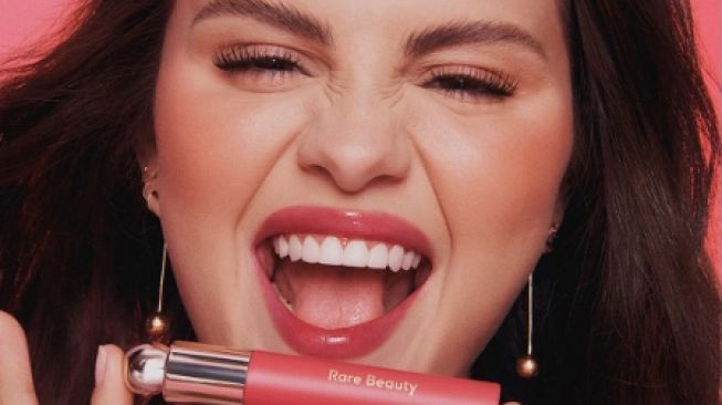 5 Artis Hollywood yang Punya Brand Kosmetik, Ada Selena Gomez!