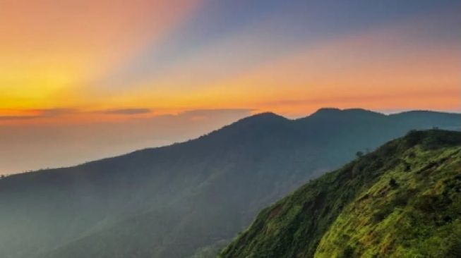 Daya Tarik Gunung Puntang, Kaya akan Sejarah Zaman Kolonial Belanda!