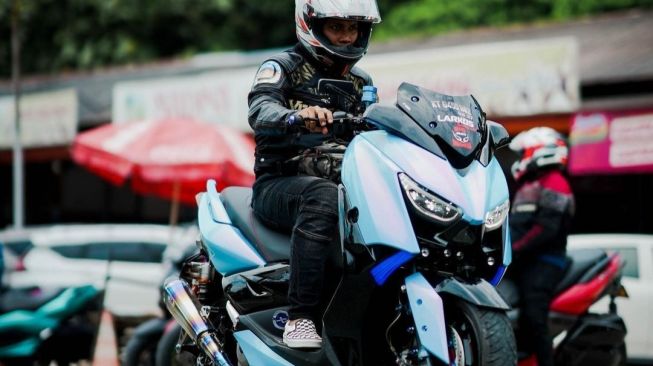 Di acara kopdar gabungan Yamaha  XMAX  di wilayah Wajo, Sulawesi Selatan, hadir 112 peserta [PT YIMM] 