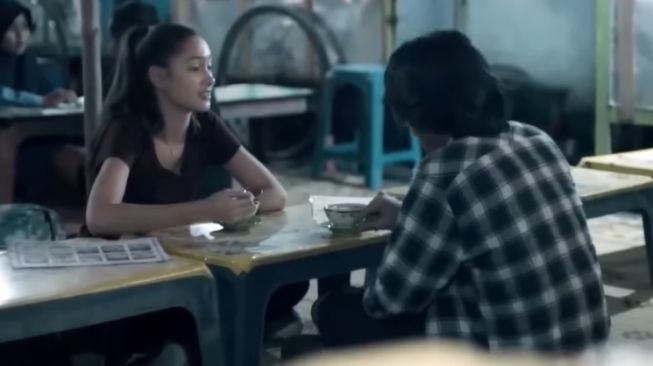 Fakta Tentang Surat Cinta Untuk Starla (YouTube/Virgoun)