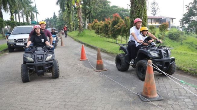 Potret Keluarga Yudhoyono Liburan di Bogor (Instagram/@agusyudhoyono)