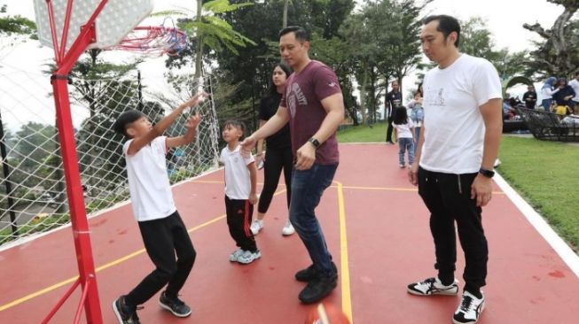 Potret Keluarga Yudhoyono Liburan di Bogor (Instagram/@agusyudhoyono)