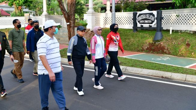 Gaya Wapres Ma'ruf Amin Kunjungi TMII Setelah Direvitalisasi