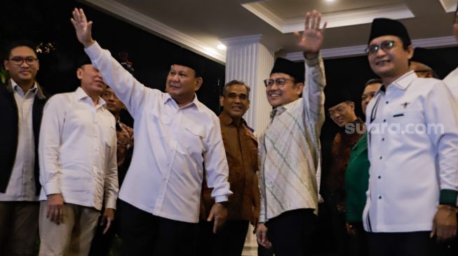 Bahasa Tubuh Prabowo Semringah, Sinyal Sepakat Cak Imin Cawapres Koalisi PKB-Gerindra?