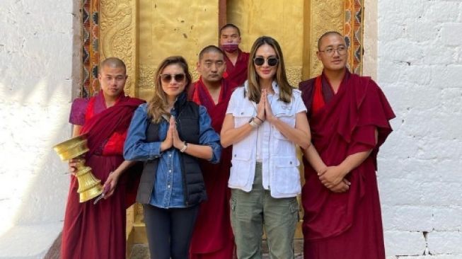 Potret Luna Maya di Bhutan. (Instagram/@lunamaya)